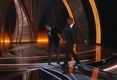 Will Smith dá tapa em Chris Rock após "piada" sobre sua mulher no Oscar