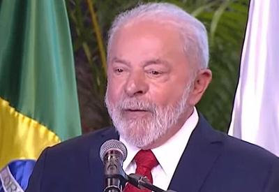 Criança interrompe discurso de Lula em Itaipu: "Caiu o preço da picanha?"