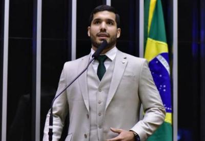 PF indicia deputado André Fernandes por atos golpistas