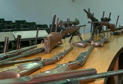 Polícia prende colecionador suspeito de fornecer armas para criminosos no RS
