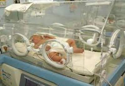 Um terço das mortes por covid em menores foi de bebês de até 1 ano de idade