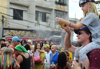 Justiça nega pedido para proibição de blocos de carnaval em bairro de SP