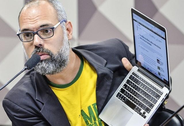 Blogueiro Allan dos Santos tem contas bloqueadas no Twitter, YouTube e Instagram