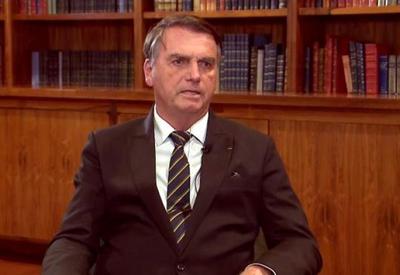 Bolsonaro parabeniza povo argentino pela vitória de Javier Milei