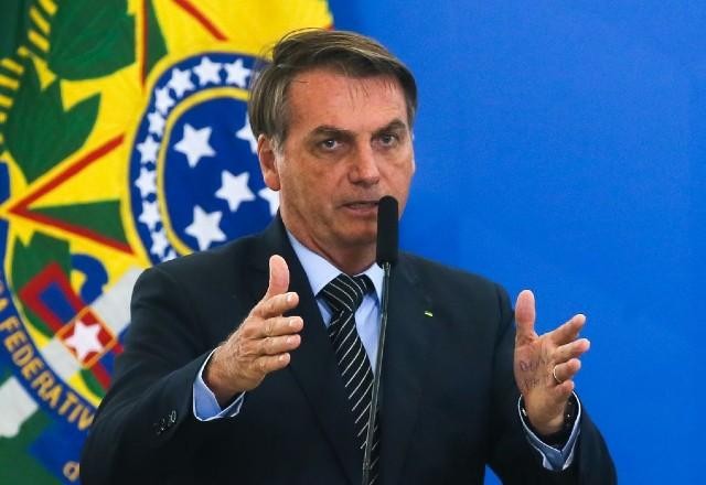 Redução no preço do diesel vai puxar a inflação para baixo, diz Bolsonaro