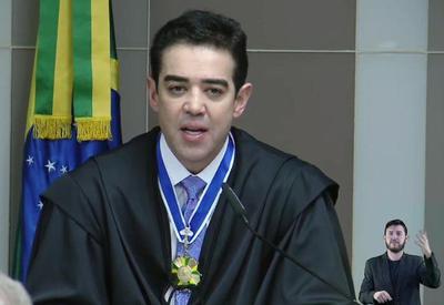 Brasil vive "retrocesso civilizatório", diz Bruno Dantas no TCU