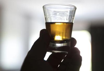 Dia da cachaça: registros da bebida brasileira cresceram 40%