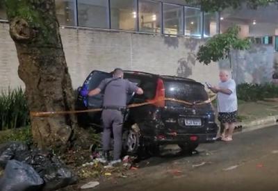 Idosa morre dentro de carro durante enchente em São Paulo