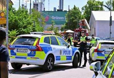 Acidente com montanha-russa deixa um morto e nove feridos na Suécia