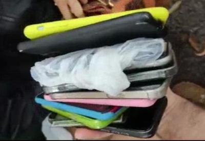 Carnaval 2023: em SP, quadrilha é presa por furto de celulares em blocos