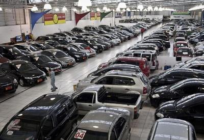 Venda de carros novos cresce quase 18% em novembro, indica Anfavea