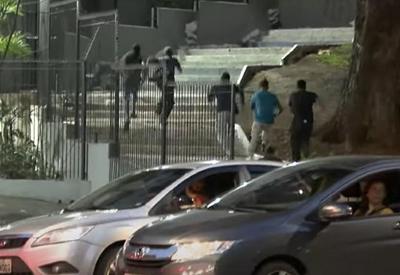 SP: quadrilha ataca motoristas e rouba celulares na Avenida Pacaembu