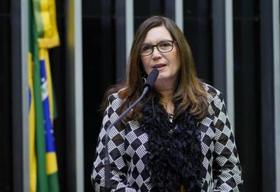 Bia Kicis é cotada para presidir partido de Bolsonaro no DF
