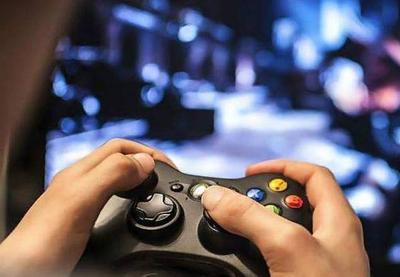 Presidente pede a Guedes redução de impostos sobre jogos eletrônicos