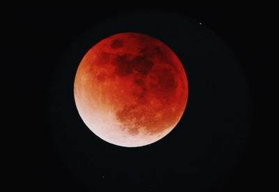 Lua de Sangue: Eclipse lunar total poderá ser observado em todo o Brasil