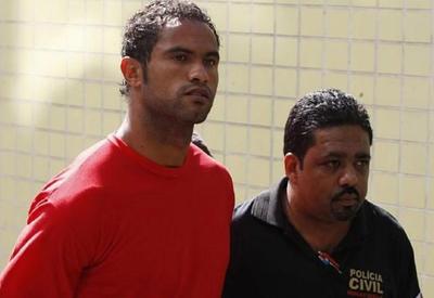 Justiça determina prisão do ex-goleiro Bruno por dívida de pensão