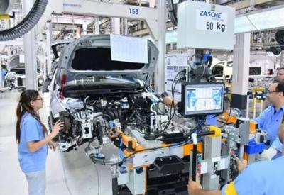 Volkswagen anuncia layoff para 800 trabalhadores em fábrica de Taubaté (SP)