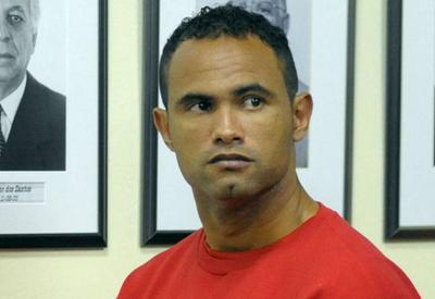 Justiça do Rio de Janeiro concede liberdade condicional ao goleiro Bruno