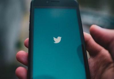Após tentativa frustrada, Twitter diz que irá relançar serviço premium