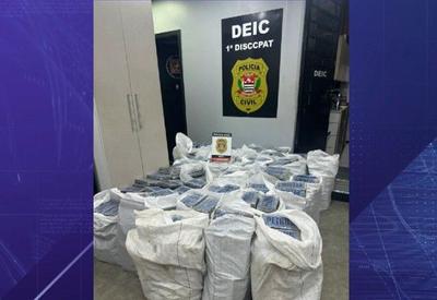 Polícia apreende mais de uma tonelada de cocaína em Guarujá (SP)