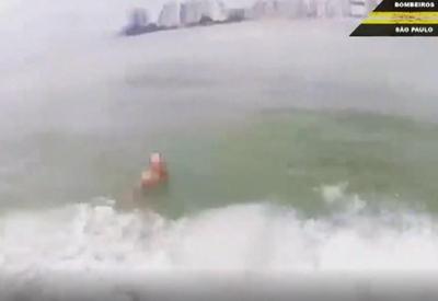 Vídeo registra resgate de criança e meninas que se afogavam no Guarujá (SP)