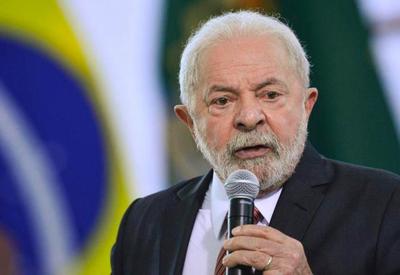 Lula defende investimento público como indutor do desenvolvimento