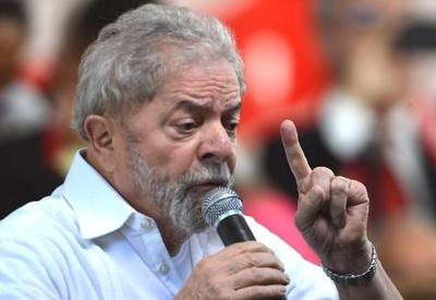 Lula se posiciona a favor da lei do piso salarial para enfermeiros
