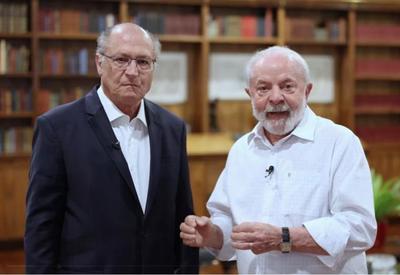 Lula anuncia R$ 1 bi em empréstimos pelo BNDES com juros zero a atingidos por ciclone no RS