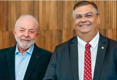 Poder Expresso: Lula desagrada petistas e bolsonaristas ao indicar Dino ao STF