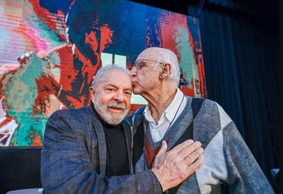 Lula manifesta apoio a padre Júlio Lancellotti: "Dedica sua vida a seguir o exemplo de Jesus"
