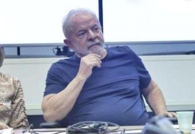 Lula faz exame em São Paulo;  "está tudo dentro da normalidade"