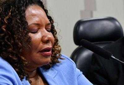 Margareth Menezes chora ao saber da morte da cantora Rita Lee