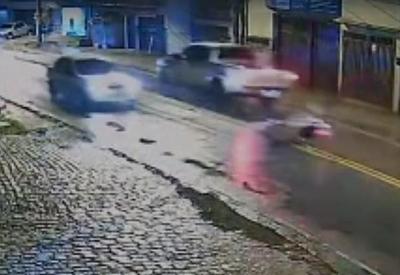 Flagrante: acidente mata motociclista em Nova Friburgo (RJ)