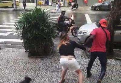 Ex-jogadora de vôlei agride entregadores após discussão no Rio de Janeiro