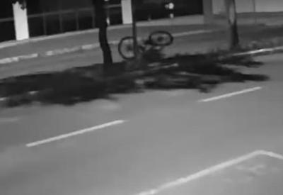 Ciclista morre após cair de bicicleta e ser atropelada no RS
