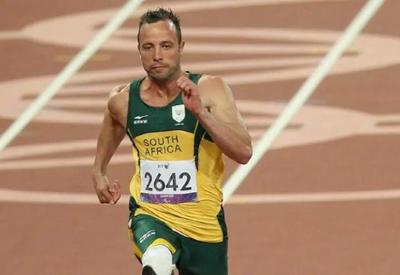 Ex-campeão paralímpico Oscar Pistorius consegue liberdade provisória
