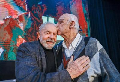 Lula presta solidariedade ao Padre Júlio Lancellotti após ameaça em igreja