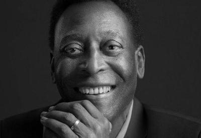 Ao vivo: últimas homenagens a Pelé, o Rei do Futebol