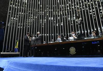 Congresso promulga PEC dos Precatórios, que viabiliza Auxílio Brasil
