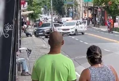 Vídeo: perseguição termina com tiroteio, prisão, policial ferido e linhas de ônibus afetadas em SP