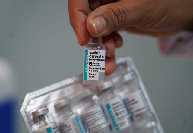 Governo deixou vencer quase 39 milhões de vacinas contra covid, diz Saúde
