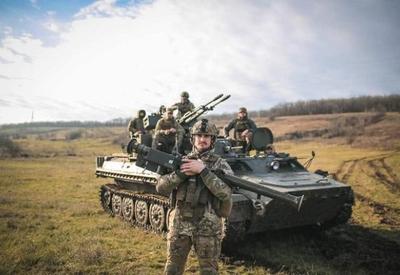 Mapa Mundi: EUA enviam tanques futuristas para Ucrânia enfrentar Rússia