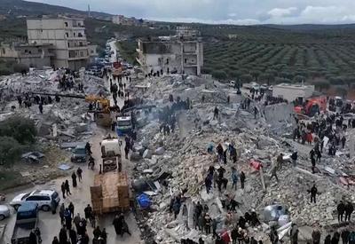 Intensidade do tremor e "fator surpresa" escalou tragédia na Síria e Turquia