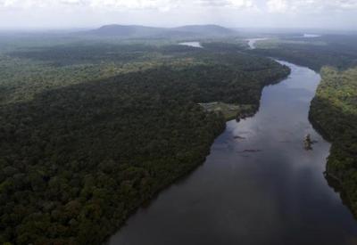 Helicóptero militar desaparece perto da fronteira da Guiana com a Venezuela