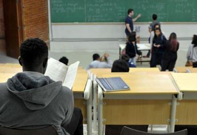 "Conta não vai fechar": universidades dizem que orçamento é insuficiente