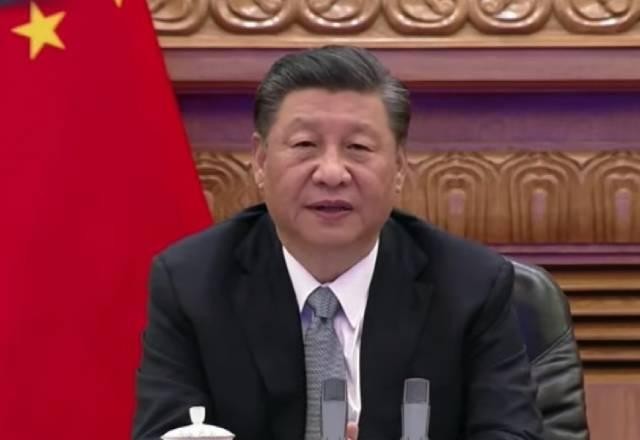 Presidente da China pede esforço nas investigações sobre queda de avião