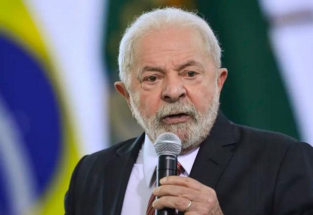 Lula: "Não pode fazer desoneração sem dar a contrapartida aos trabalhadores"
